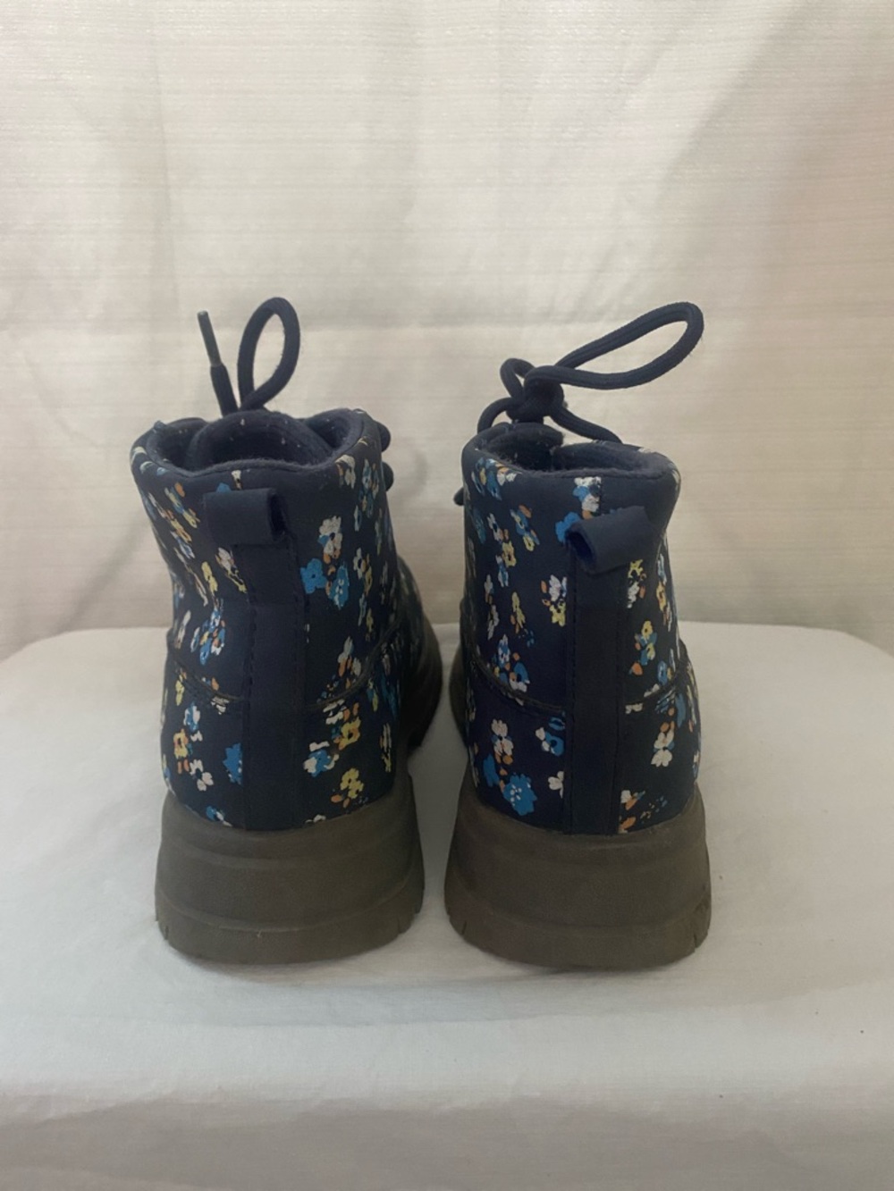 OshKosh B'gosh Navy Floral Lace-Up Kids Boots Thick Soles Girls Hiking - Picture 5 of 8